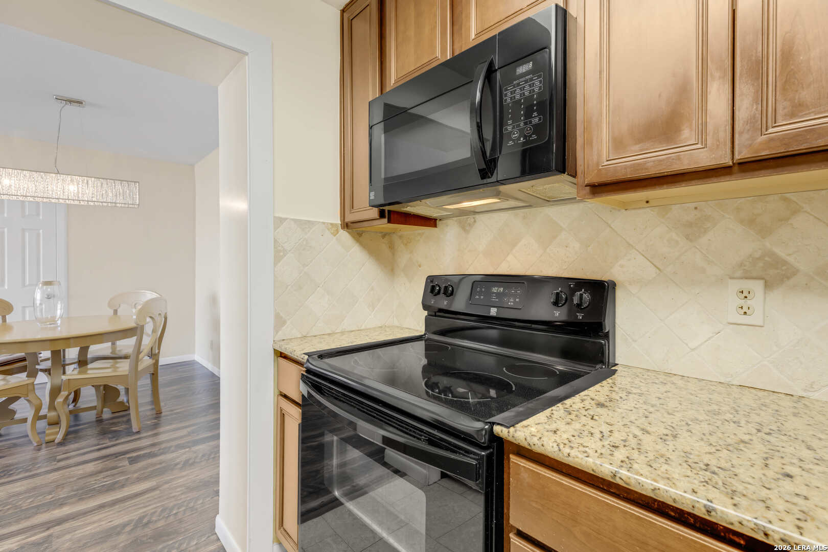 7701 Wurzbach Road, Unit 1605 San Antonio, TX 78229 - Photo 6 of 25