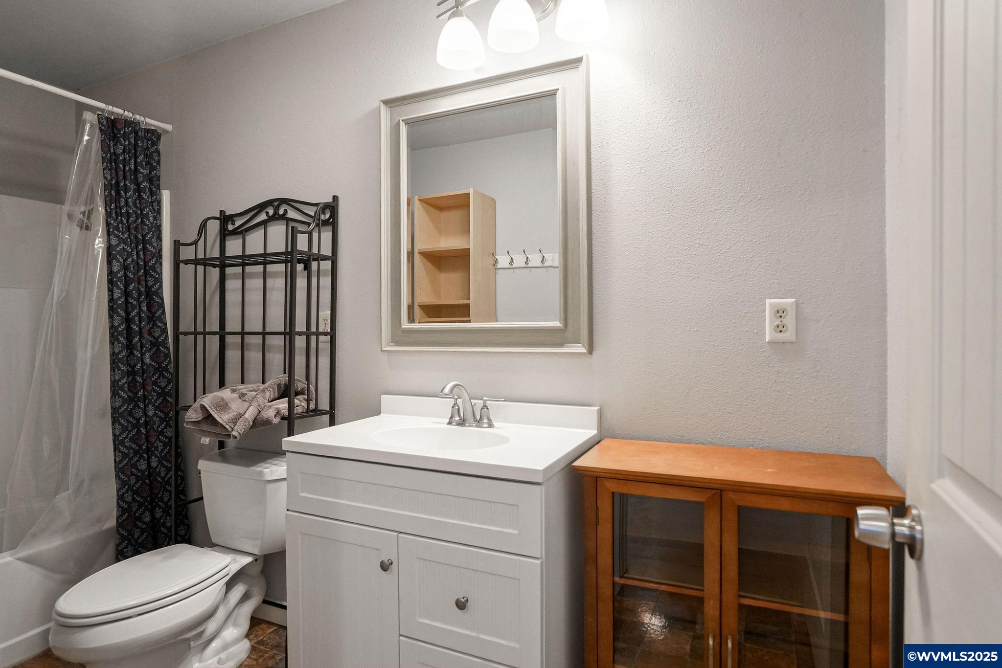 45940 River Loop Lyons, OR 97358 - Photo 32 of 37 Gallery Image 32