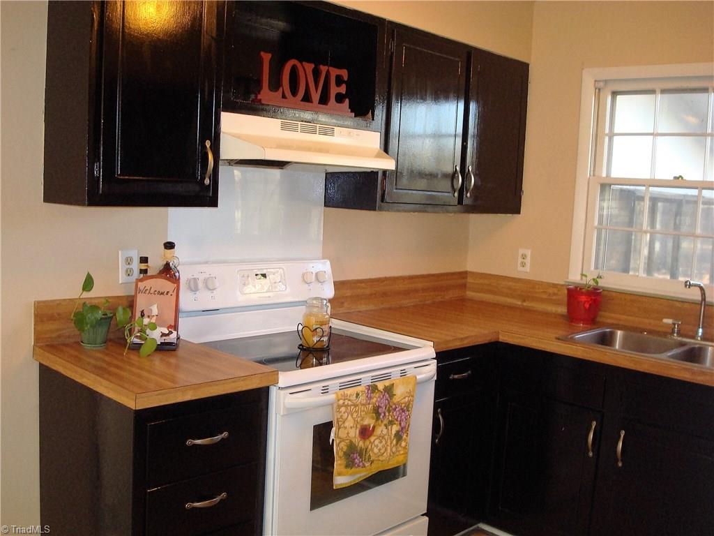 761 Bundaberg Lane Rural Hall, NC 27045 - Photo 6 of 19 Gallery Image 6