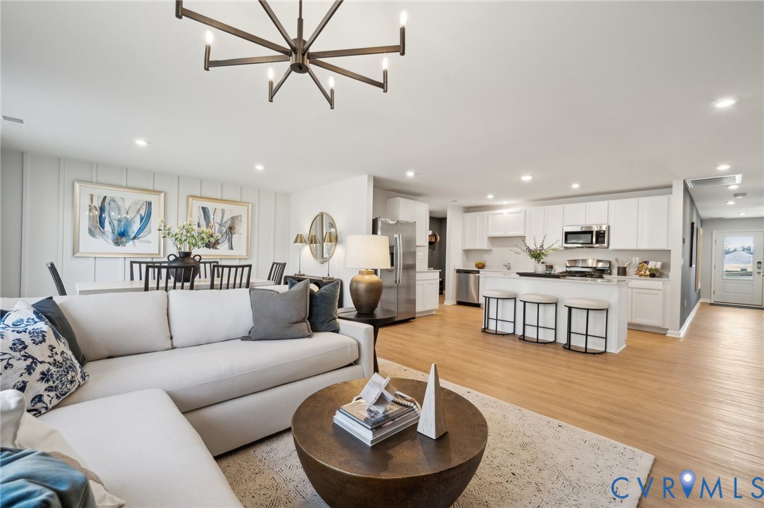 421 Rivanna Hl Road Glen Allen, VA 23060 - Photo 9 of 26