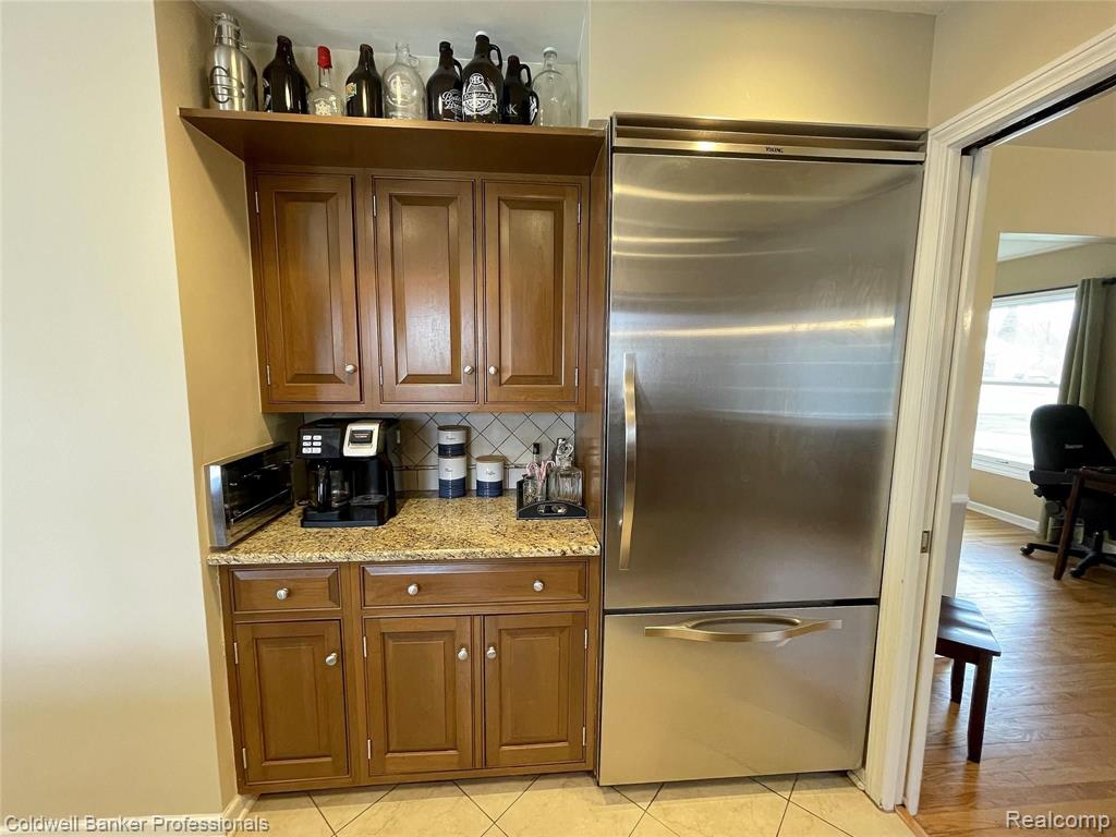 5535 Wild Ridge Lane West Bloomfield, MI 48322 - Photo 10 of 29