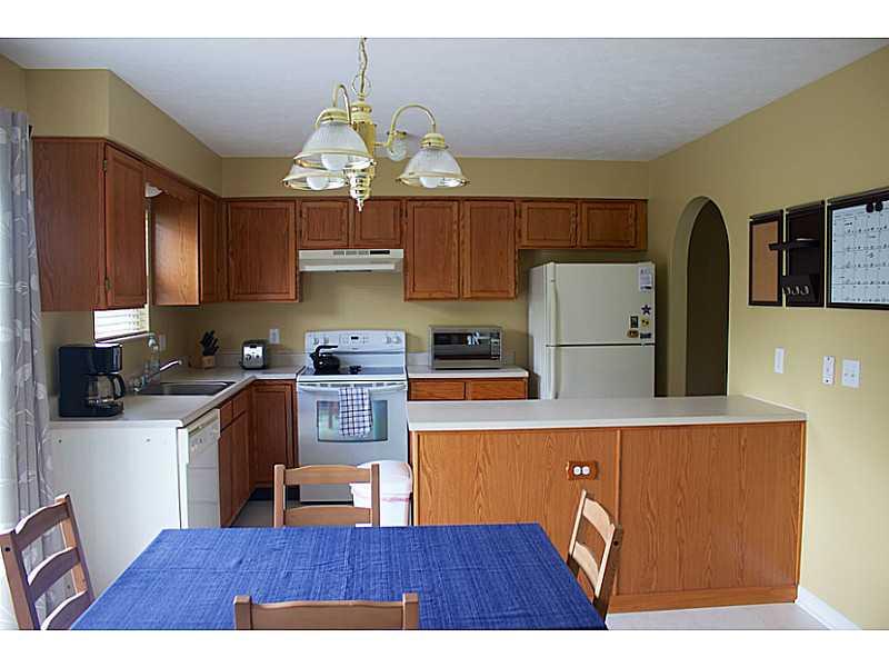 51 Peters Road Greensburg, PA 15601 - Photo 4 of 25 Kitchen.