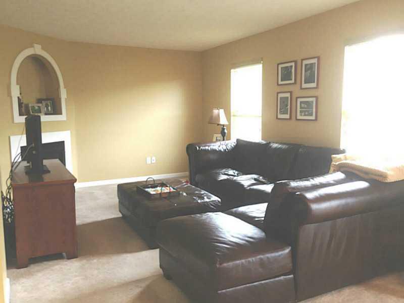 51 Peters Road Greensburg, PA 15601 - Photo 9 of 25 Den/Family/Great Room.