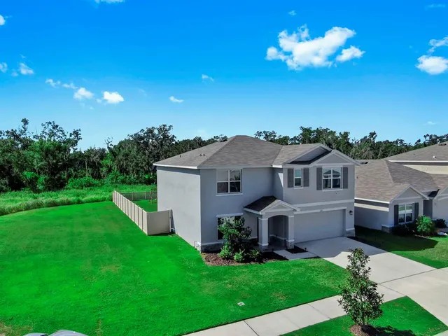 $425,000 | 3293 Silver Date Drive, Wimauma, FL 33598