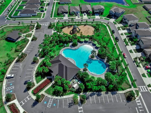 $425,000 | 3293 Silver Date Drive, Wimauma, FL 33598