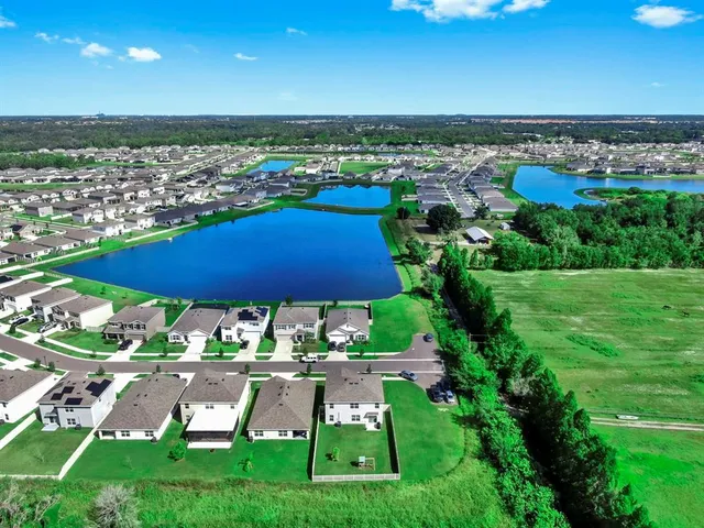 $425,000 | 3293 Silver Date Drive, Wimauma, FL 33598