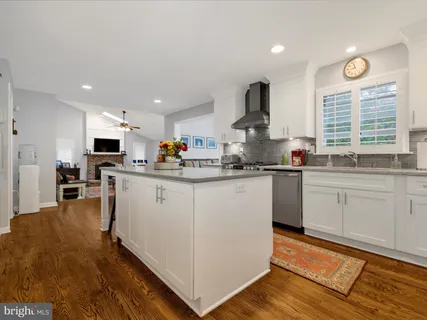 $1,050,000 | 1868 Lynnfield Drive, Annapolis, MD 21401