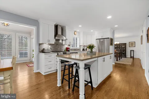 $1,050,000 | 1868 Lynnfield Drive, Annapolis, MD 21401