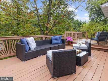 $1,050,000 | 1868 Lynnfield Drive, Annapolis, MD 21401