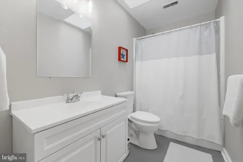 $1,050,000 | 1868 Lynnfield Drive, Annapolis, MD 21401