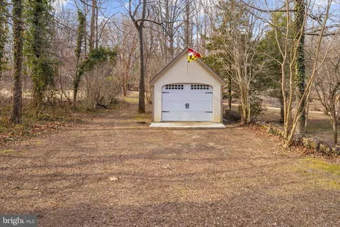 $1,050,000 | 1868 Lynnfield Drive, Annapolis, MD 21401