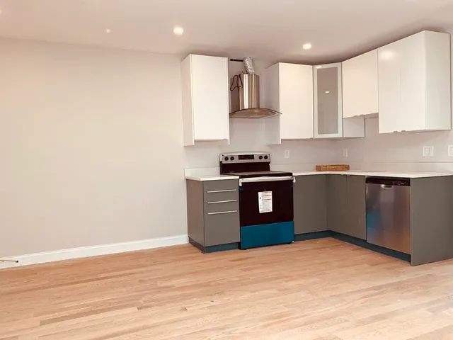 $6,900 | 7 Warwick Street, Unit 3, Boston, MA 02120