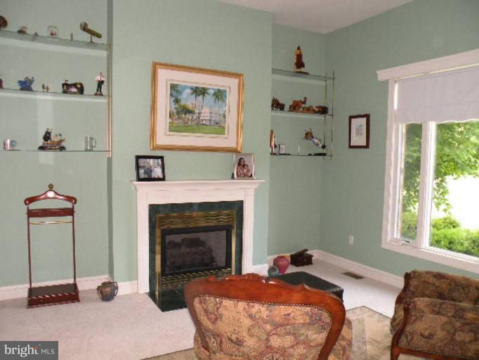 7 Keswick Road Stafford, VA 22556 - Photo 7 of 18 Sitting Room