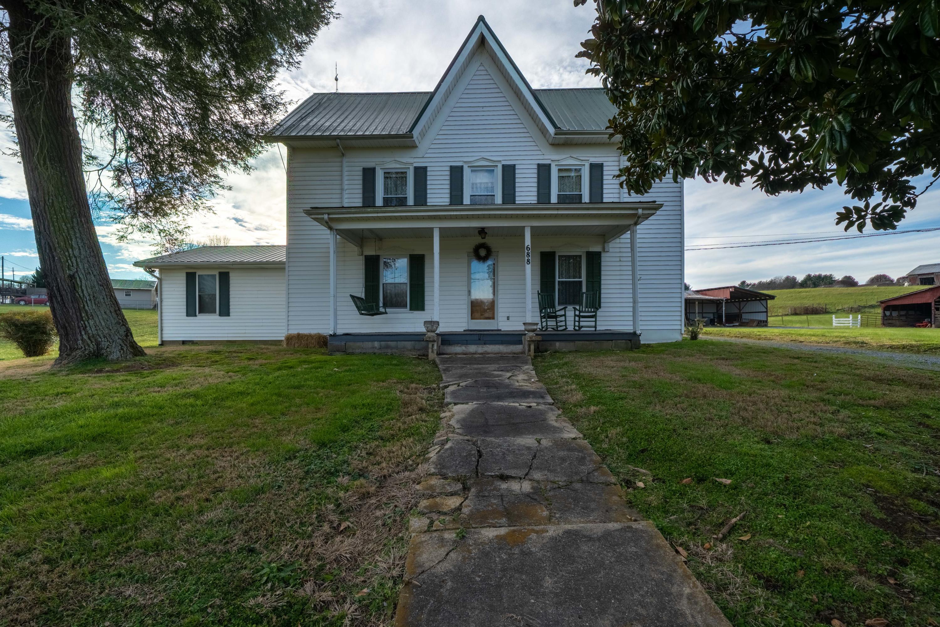 688 Shiloh Road Greeneville, TN 37745 - Photo 3 of 42 Front