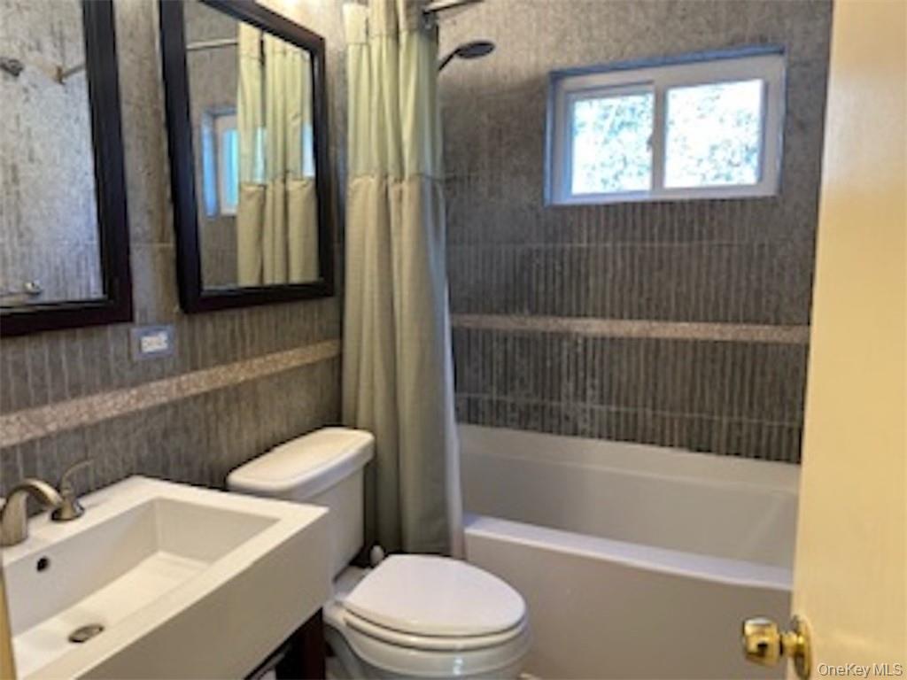423 Springvale Road Croton-on-Hudson, NY 10520 - Photo 10 of 30