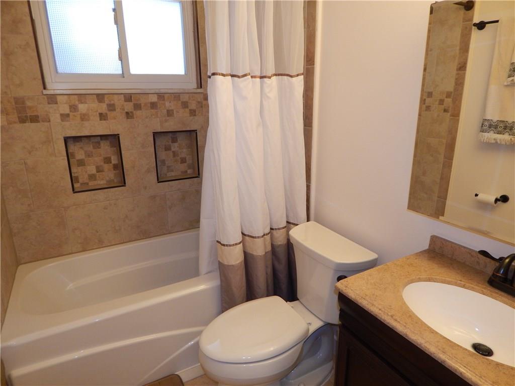 440 Orchard Spring Road Pittsburgh, PA 15220 - Photo 17 of 24 Gallery Image 17