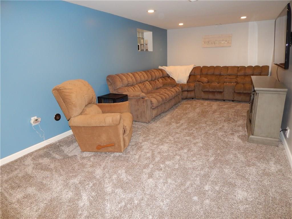 440 Orchard Spring Road Pittsburgh, PA 15220 - Photo 19 of 24 Gallery Image 19
