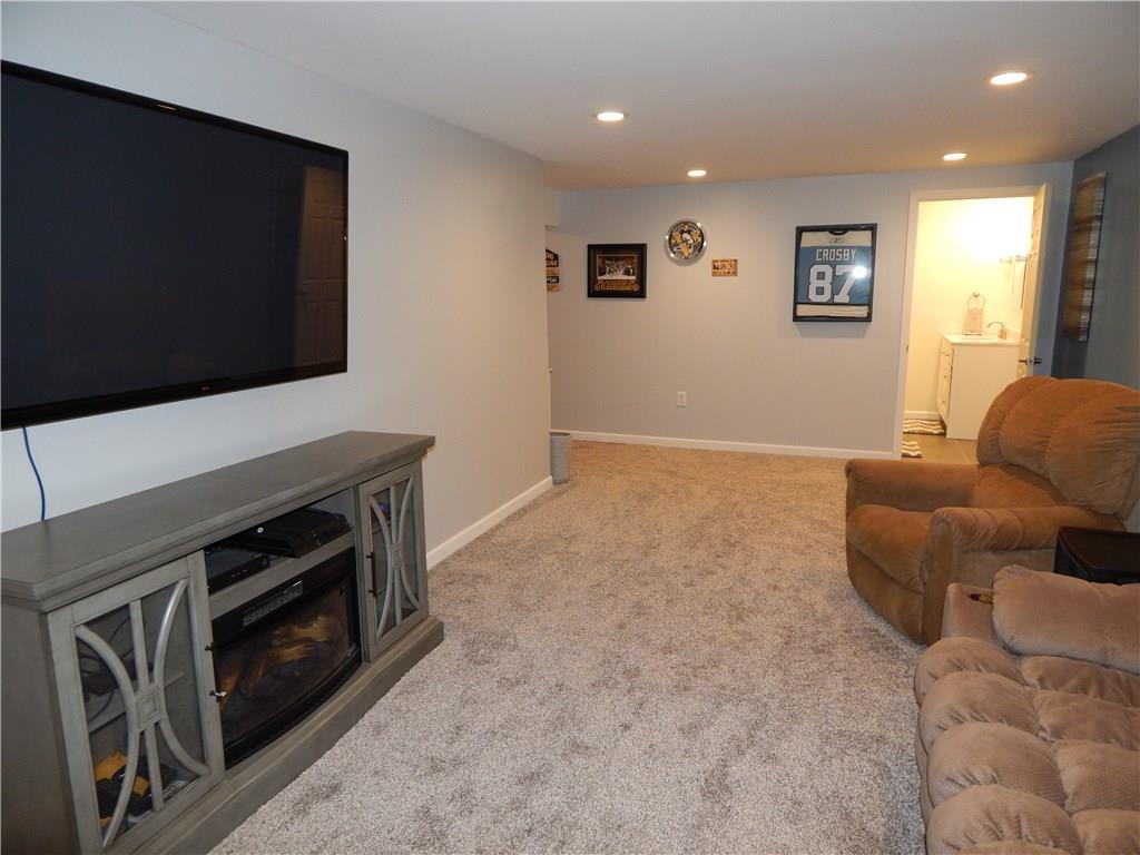 440 Orchard Spring Road Pittsburgh, PA 15220 - Photo 21 of 24 Gallery Image 21