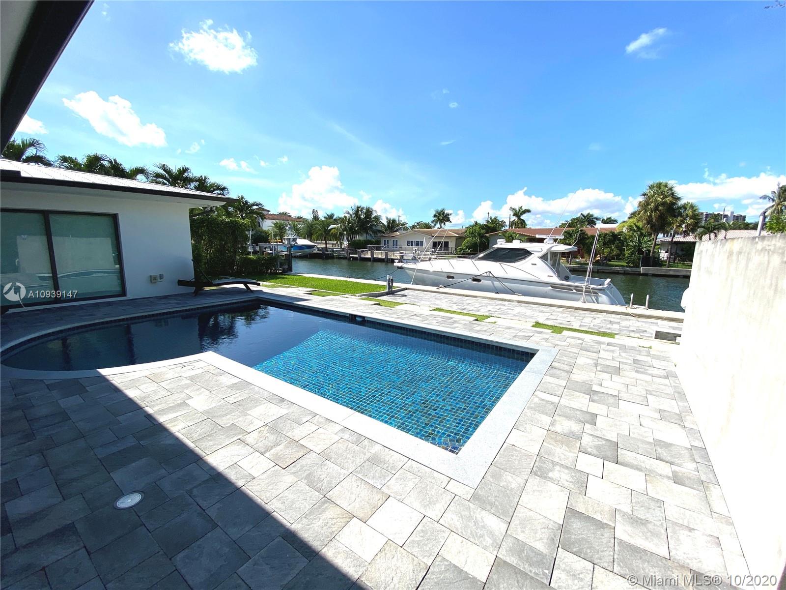 2062 Northeast 121st Road North Miami, FL 33181 - Photo 19 of 25