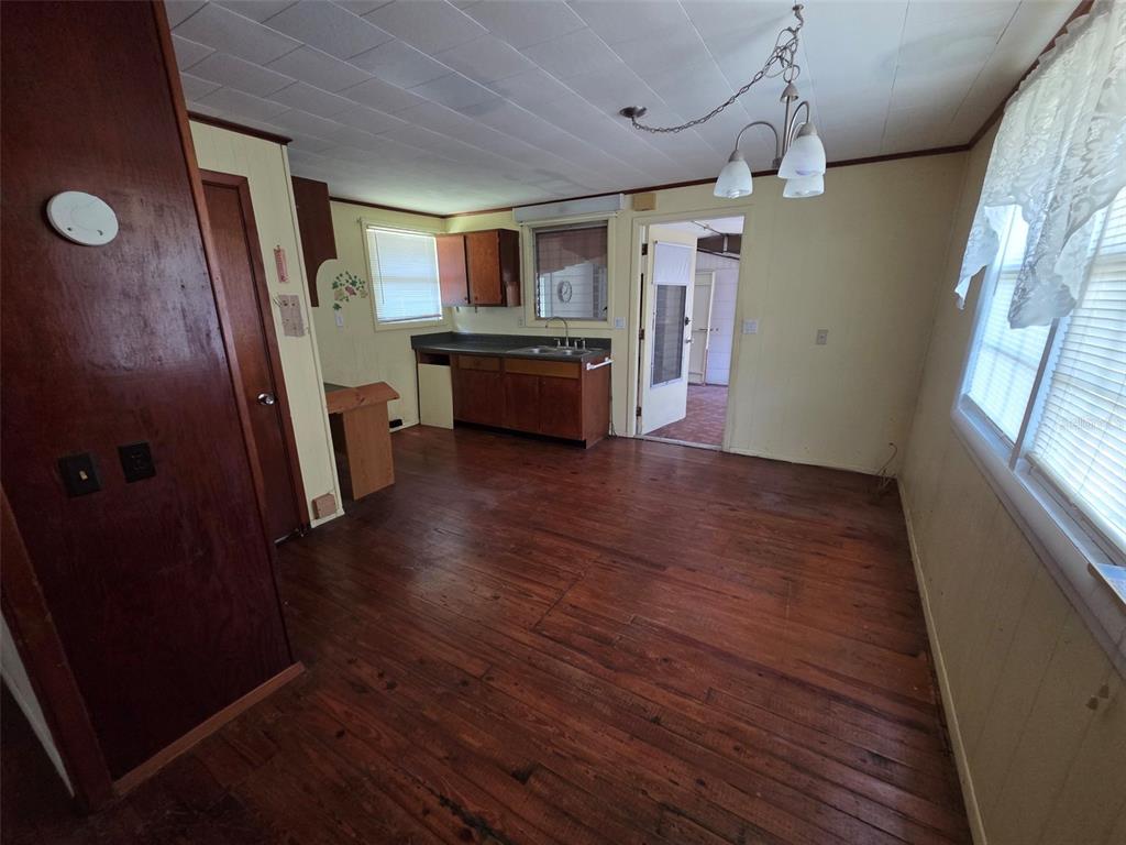 4534 Seaberg Road Zephyrhills, FL 33541 - Photo 9 of 16