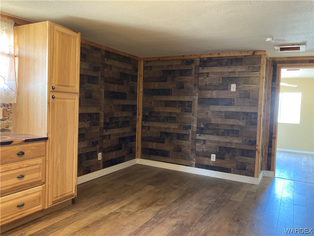 5554 Davis Road Golden Valley, AZ 86413 - Photo 16 of 73