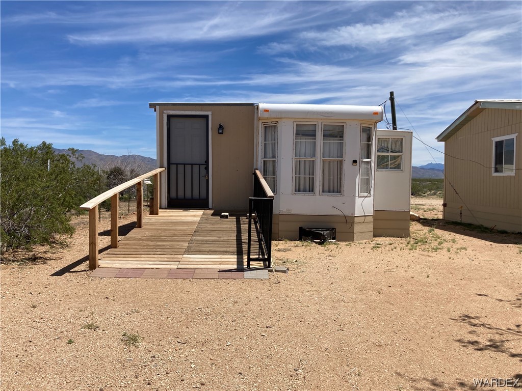 5554 Davis Road Golden Valley, AZ 86413 - Photo 20 of 73