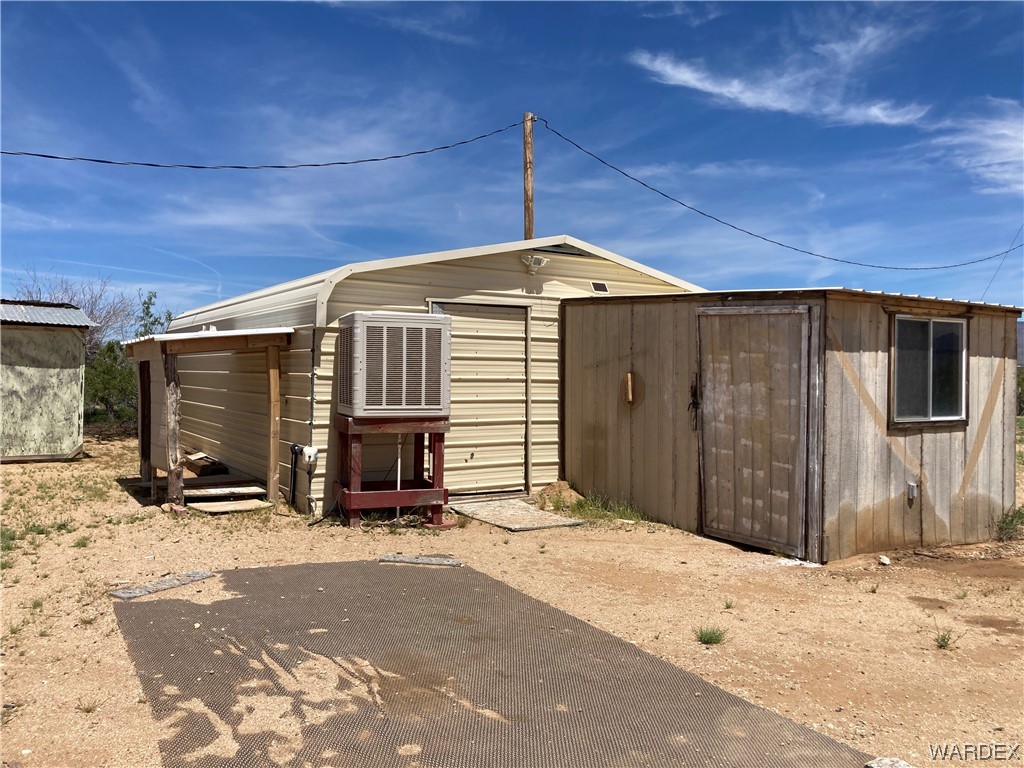 5554 Davis Road Golden Valley, AZ 86413 - Photo 30 of 73