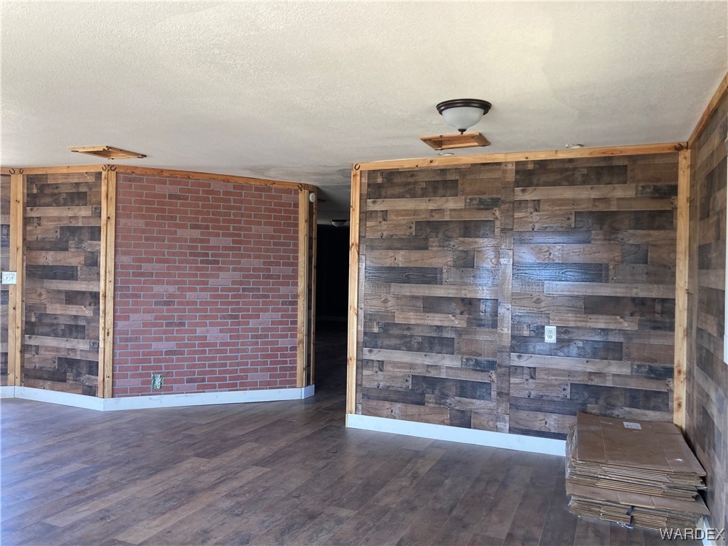 5554 Davis Road Golden Valley, AZ 86413 - Photo 37 of 73
