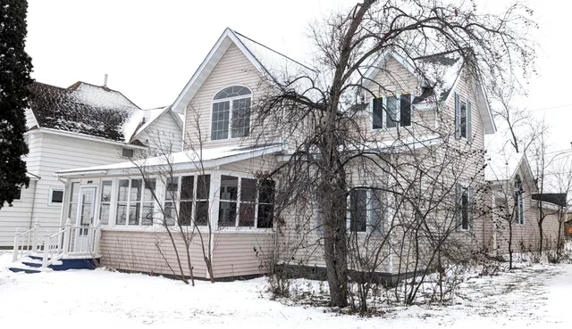 $295,000 | 1007 Dewey Avenue Northeast, Bemidji, MN 56601