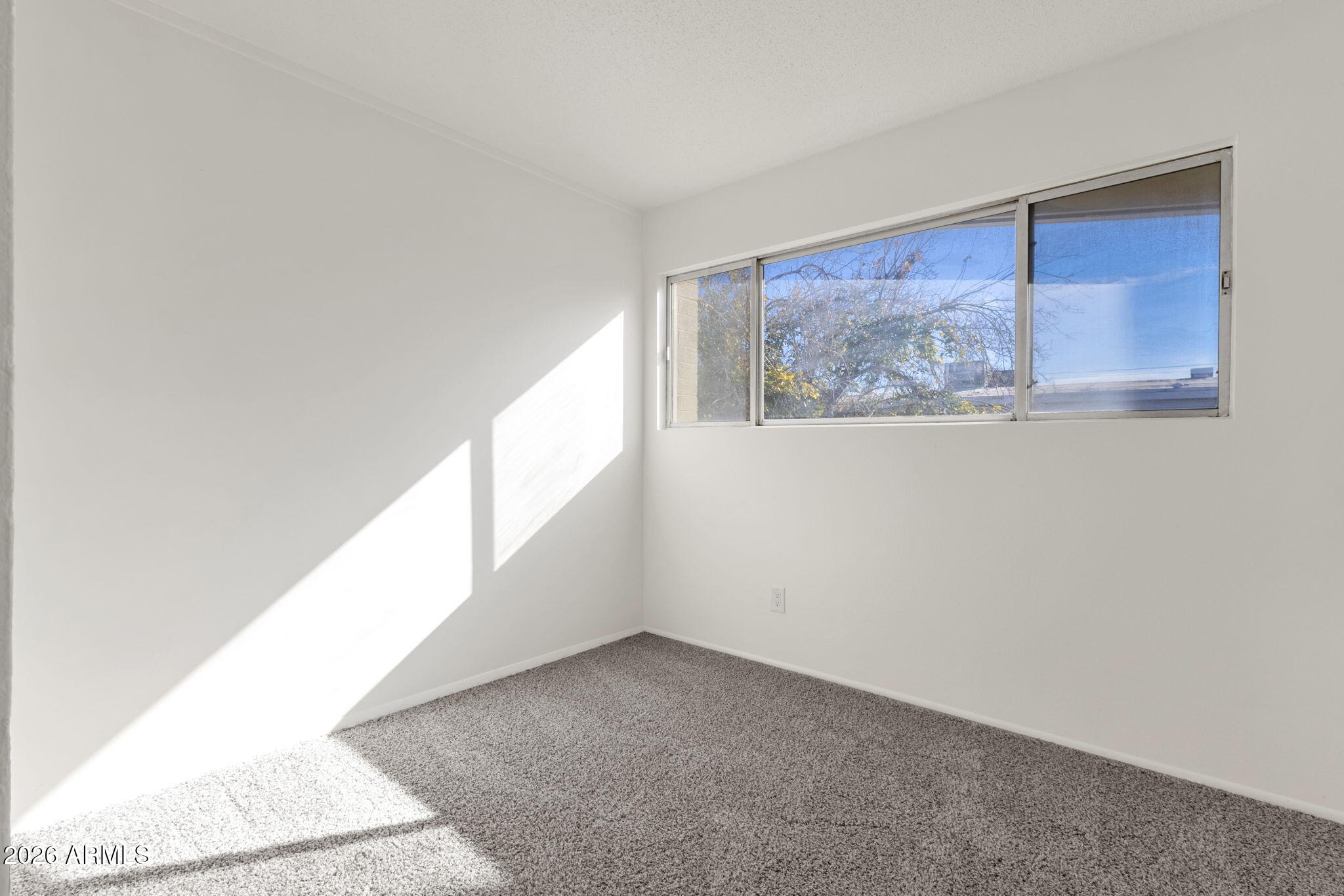 815 North Hayden Road, Unit B14 Scottsdale, AZ 85257 - Photo 14 of 23 Bedroom 1