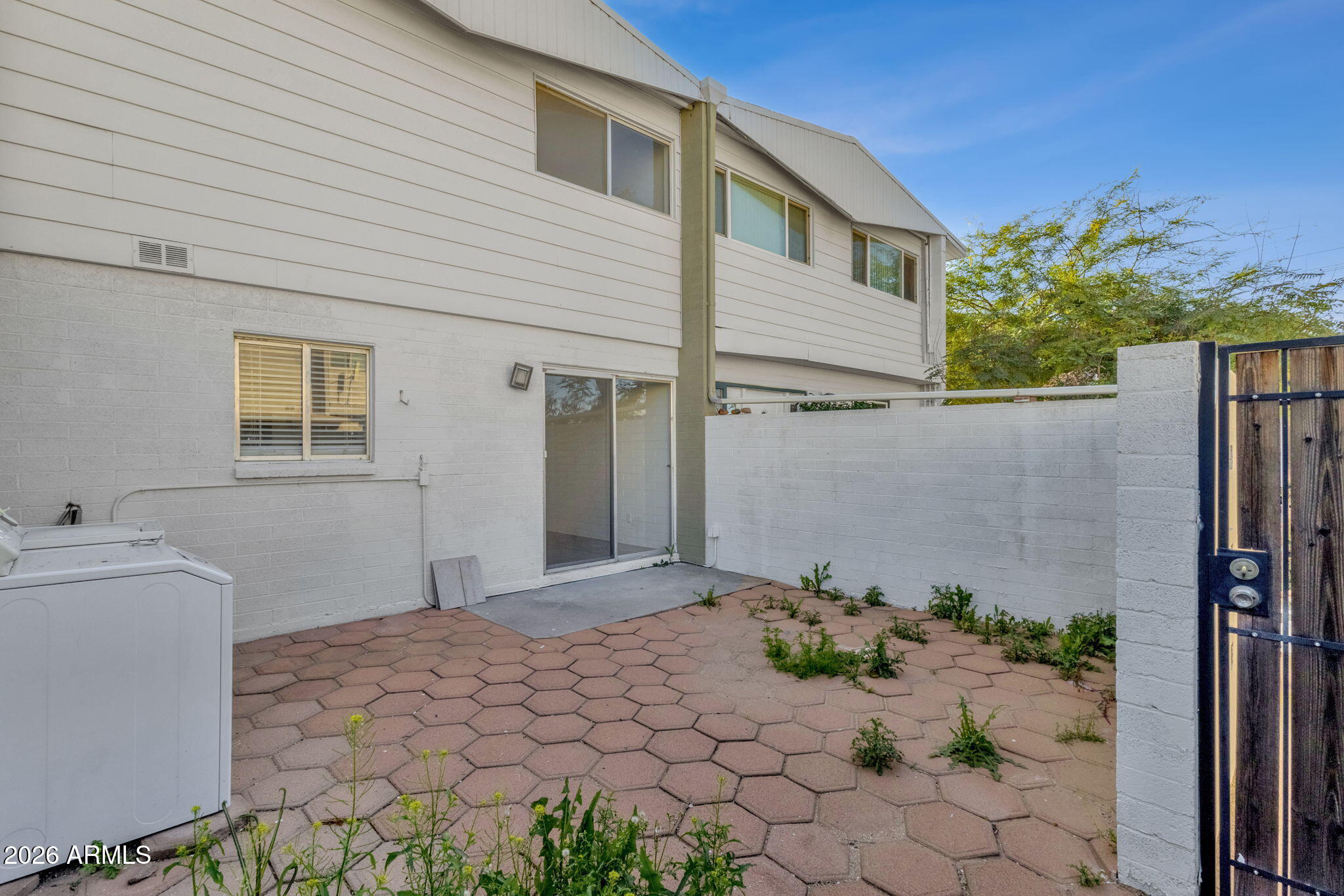 815 North Hayden Road, Unit B14 Scottsdale, AZ 85257 - Photo 19 of 23 Patio Yard