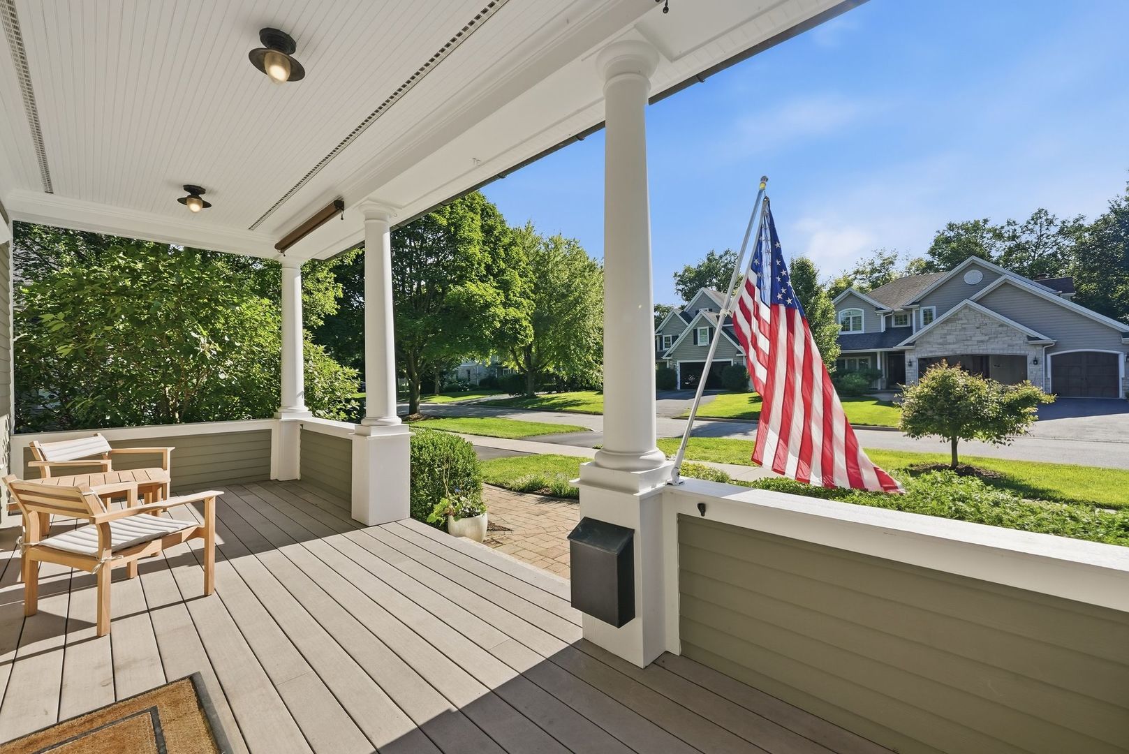 611 Prairie Avenue Barrington, IL 60010 - Photo 4 of 44