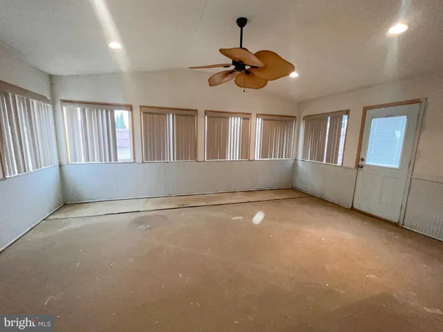 $244,900 | 16 Courtland Circle, Bear, DE 19701