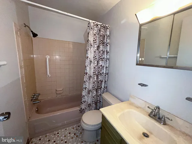 $244,900 | 16 Courtland Circle, Bear, DE 19701