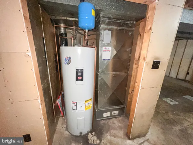 $244,900 | 16 Courtland Circle, Bear, DE 19701