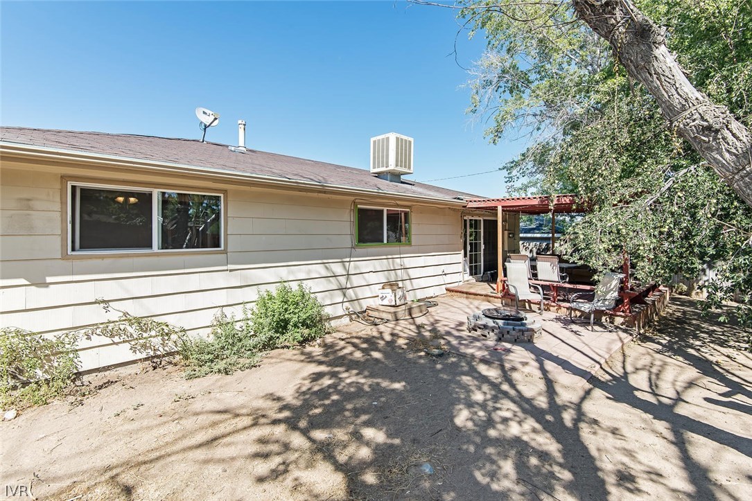 1475 Akard Drive Reno, NV 89503 - Photo 13 of 15 Gallery Image 13