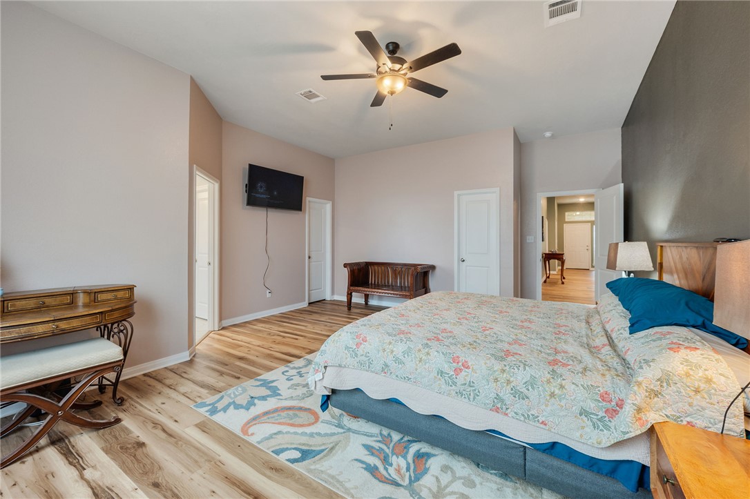 2050 Viva Road Bryan, TX 77807 - Photo 20 of 31