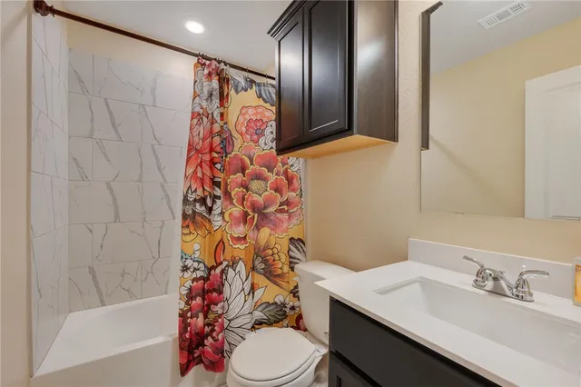 $370,000 | 2050 Viva Road, Bryan, TX 77807