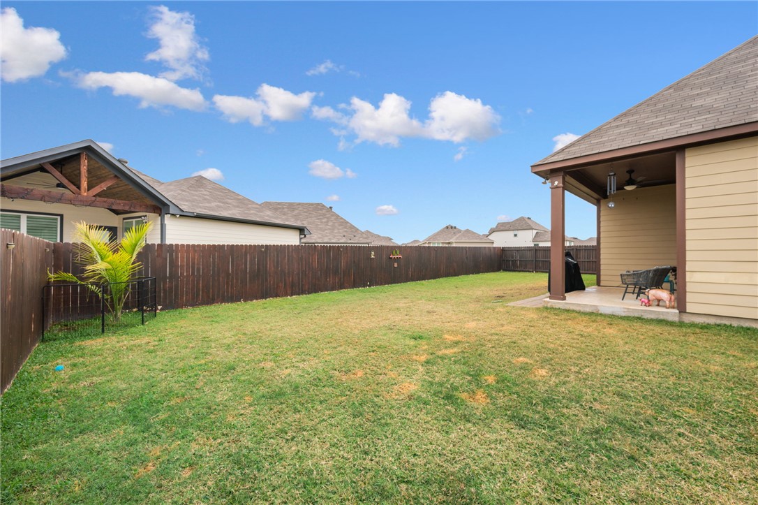 2050 Viva Road Bryan, TX 77807 - Photo 29 of 31