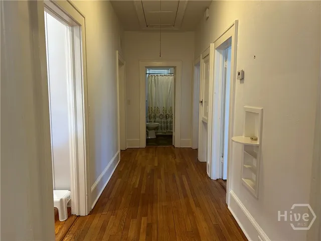 $2,500 | 1106 East 51st Street, Savannah, GA 31404