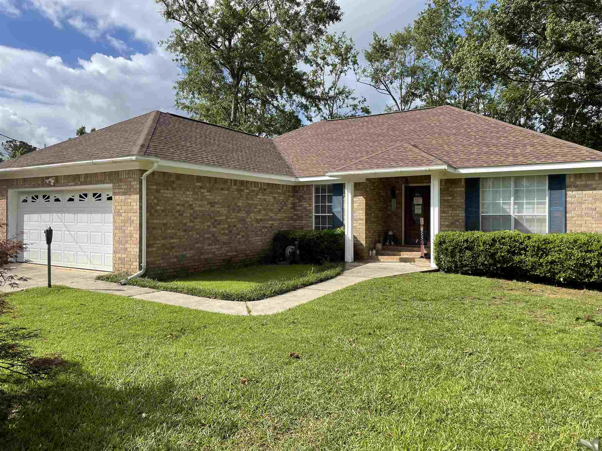 2 Oleander Circle Foley, AL 36535 - Photo 2 of 5