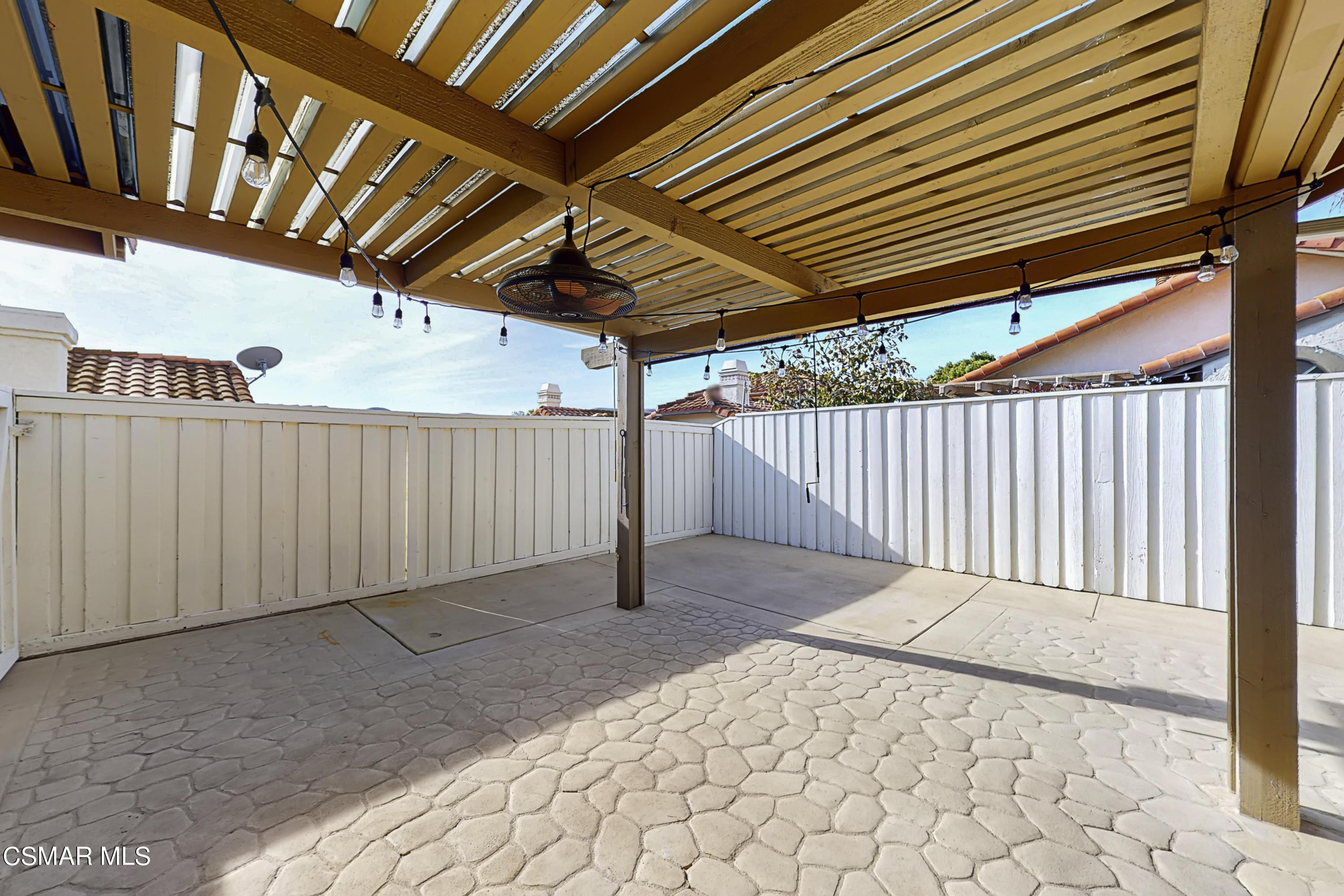 657 Cartpath Place Simi Valley, CA 93065 - Photo 18 of 50 a view of a backyard of a house