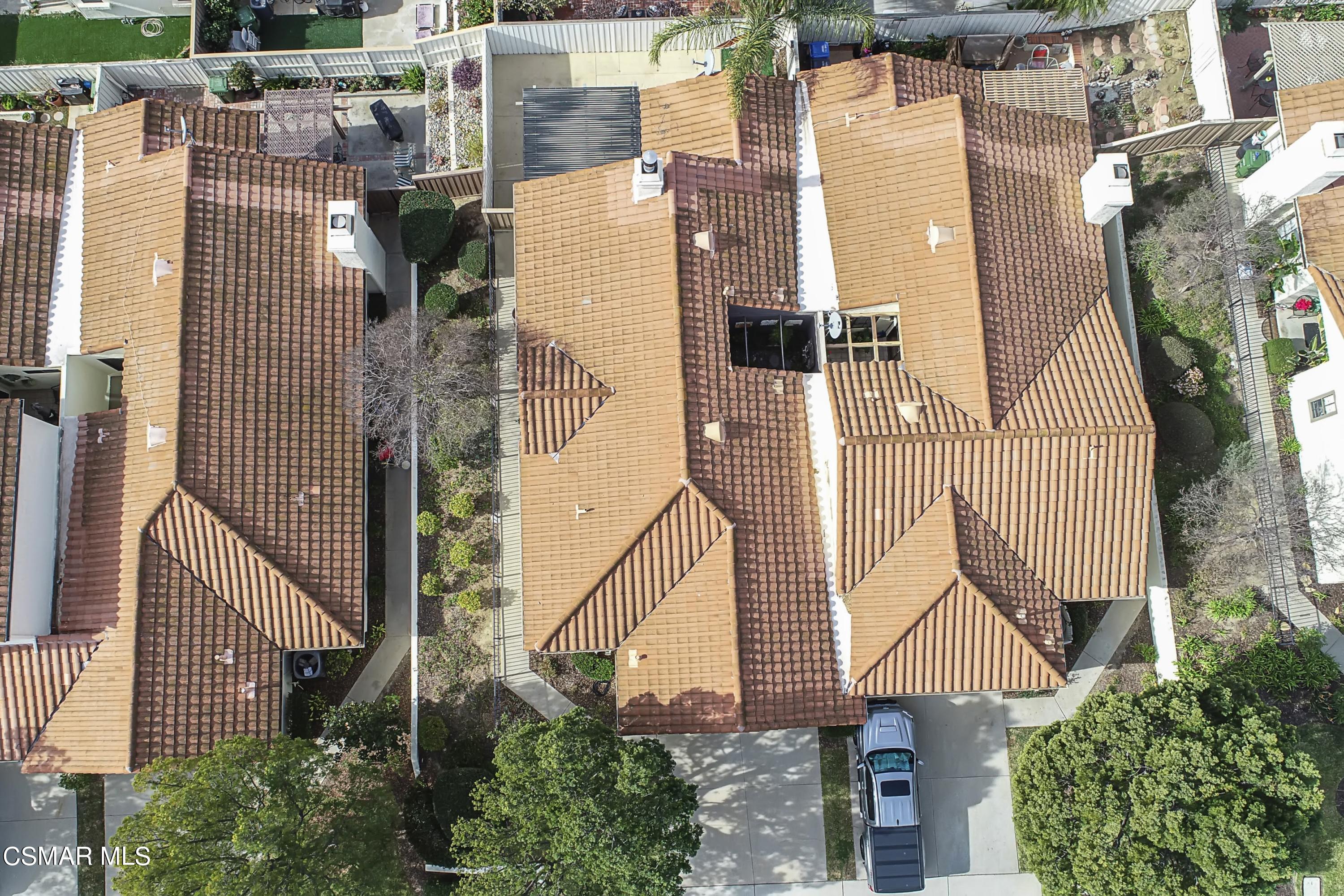 657 Cartpath Place Simi Valley, CA 93065 - Photo 48 of 50 an aerial view of a house