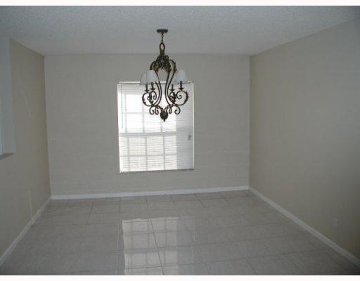 10571 Bexley Boulevard Boca Raton, FL 33428 - Photo 5 of 9 Additional Photo
