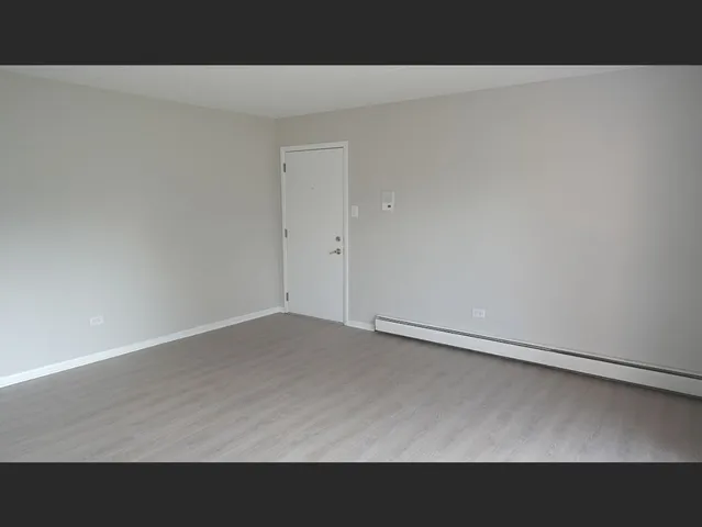 $164,000 | 9935 El Cameno Real Drive, Unit 1A, Orland Park, IL 60462