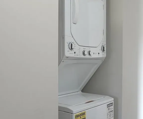 $164,000 | 9935 El Cameno Real Drive, Unit 1A, Orland Park, IL 60462