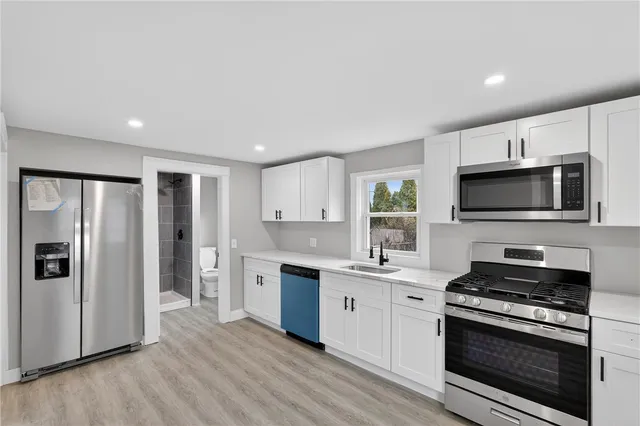 $325,000 | 18 Huron Street, Warwick, RI 02889