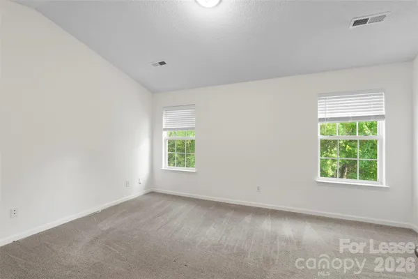 $2,095 | 15505 De Havilland Drive, Charlotte, NC 28278