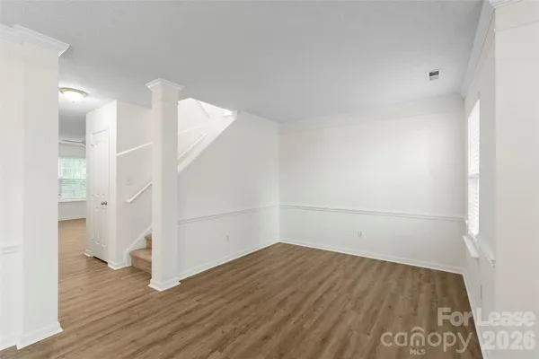 $2,095 | 15505 De Havilland Drive, Charlotte, NC 28278