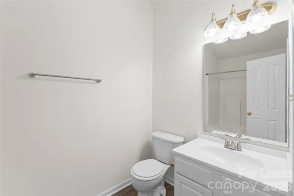 $2,095 | 15505 De Havilland Drive, Charlotte, NC 28278